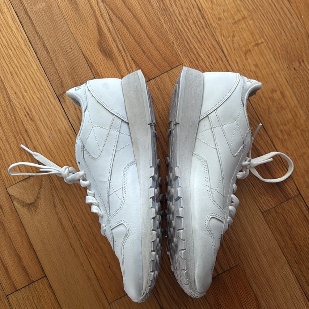White Reebok Shoes - Picture 4 of 8